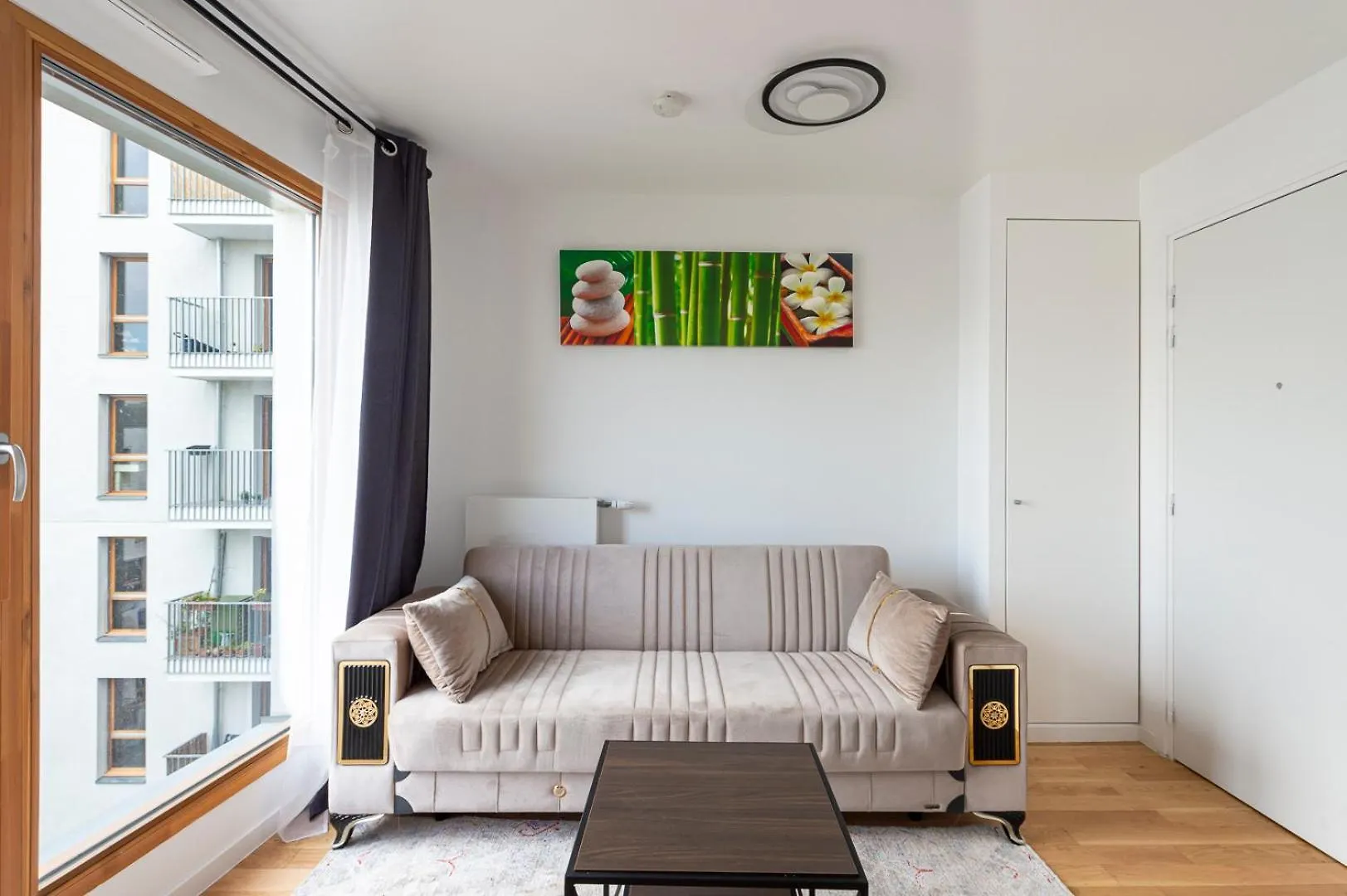 Appartement Cosy Paris 19E La Villette contacts